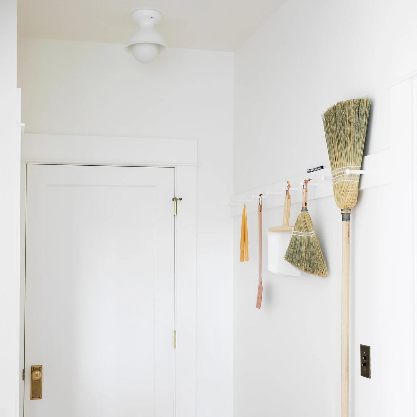 Ash Utility Broom