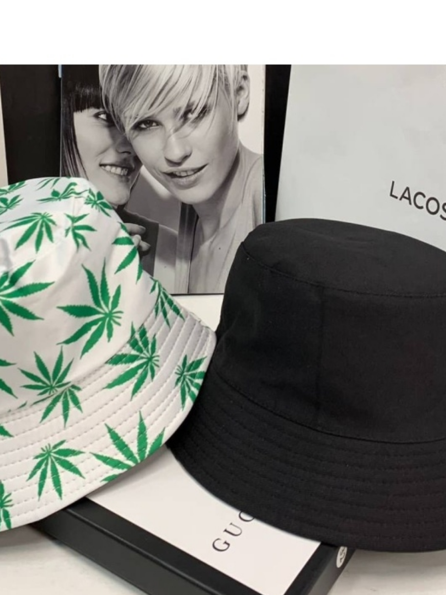 Product checkout available for one variant