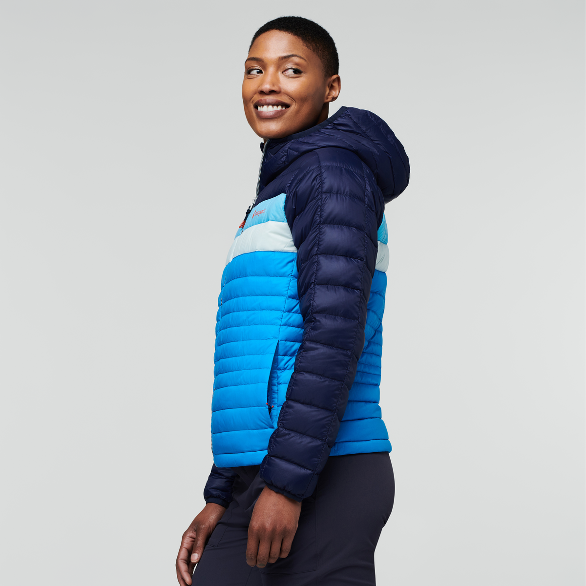 Fuego Hooded Down Jacket - Women's