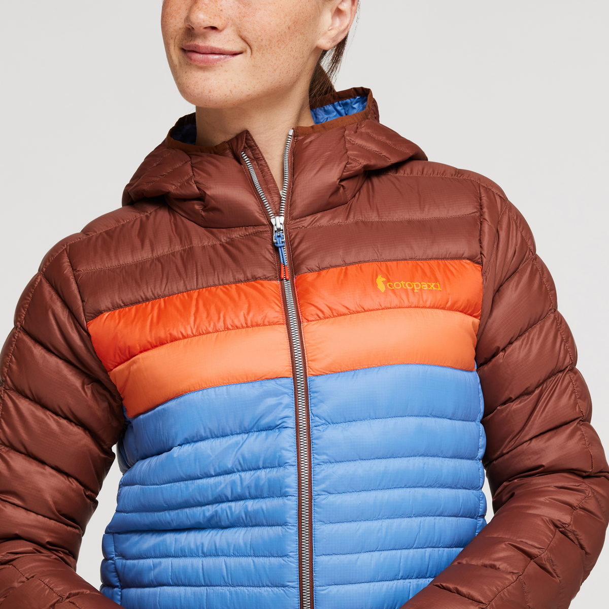 Fuego Hooded Down Jacket - Women's