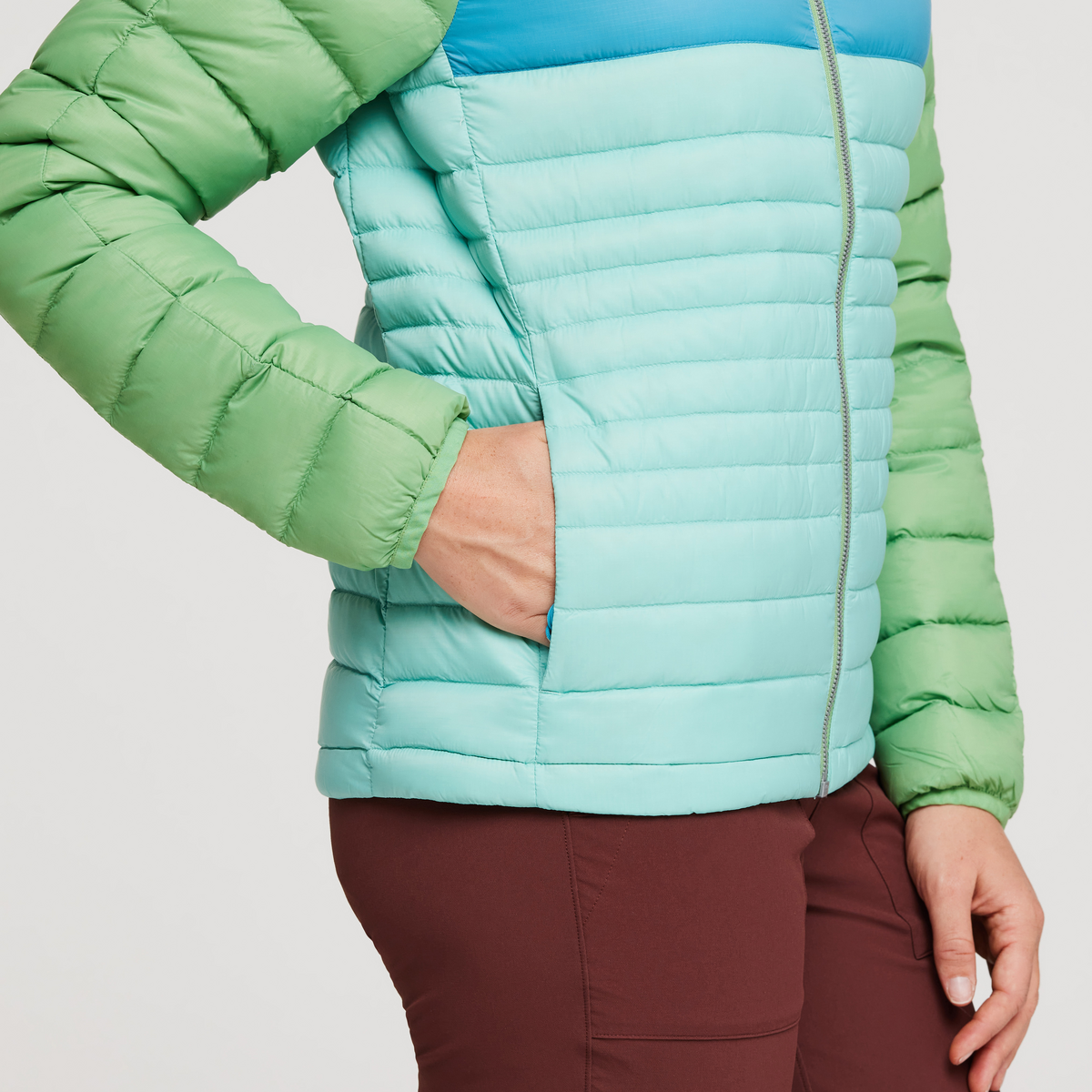 Fuego Hooded Down Jacket - Women's