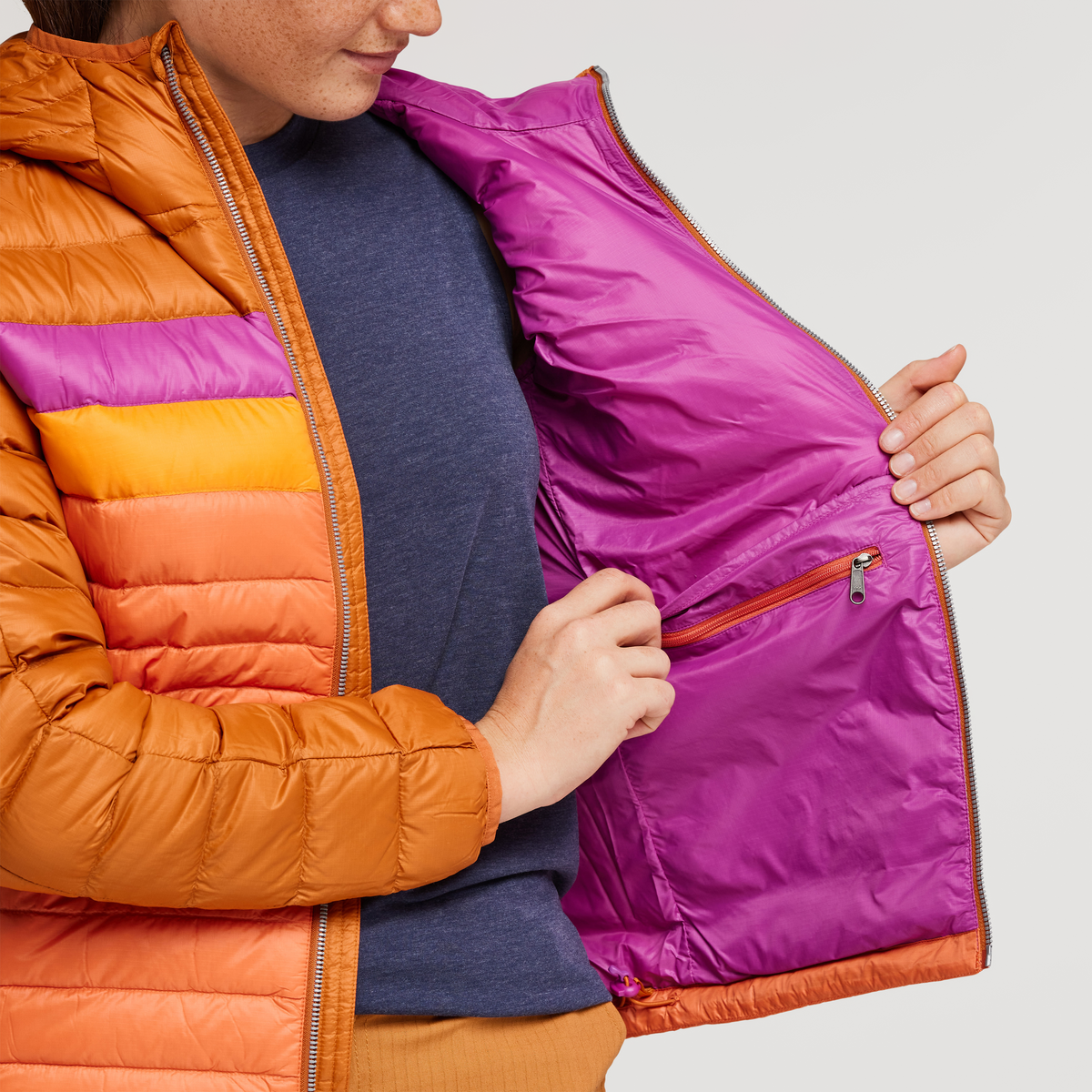 Fuego Hooded Down Jacket - Women's