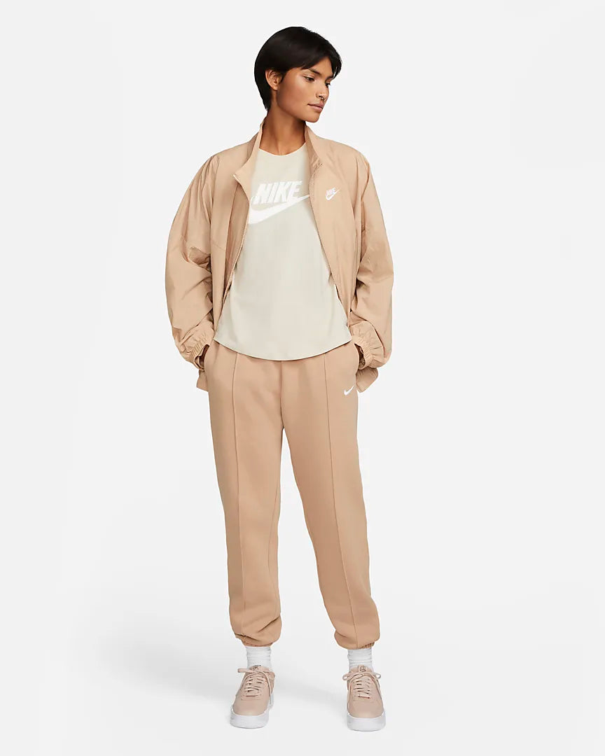 Nike Sportswear Essentials Women's Logo T-Shirt