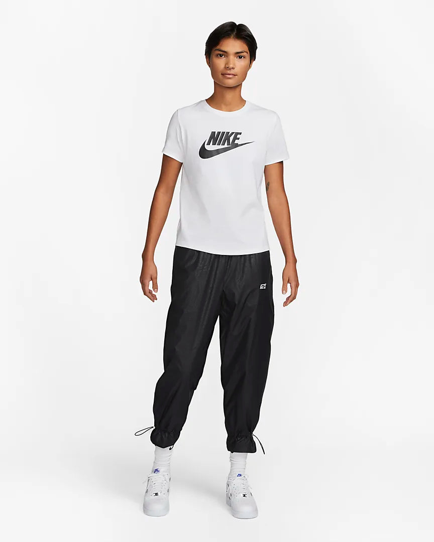 Nike Sportswear Essentials Women's Logo T-Shirt