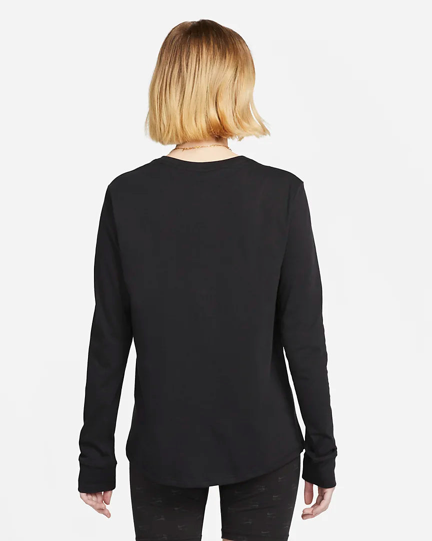 Nike Sportswear Essentials Women's Long-Sleeve Logo T-Shirt