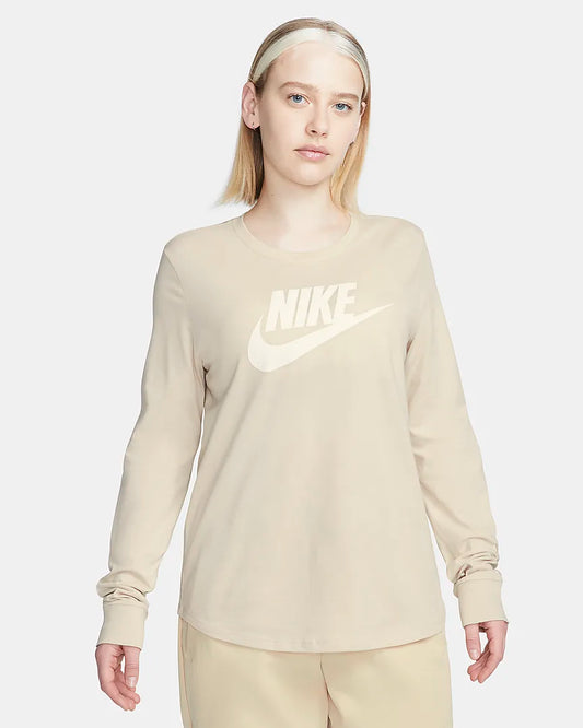 Nike Sportswear Essentials Women's Long-Sleeve Logo T-Shirt