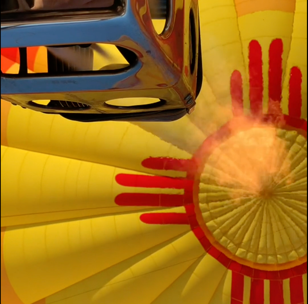 static_item_has_variants_3